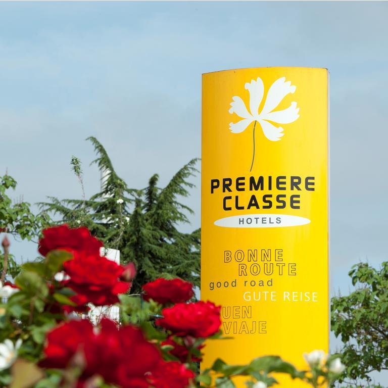 Premiere Classe Valenciennes Ouest Petite Foret Esterno foto